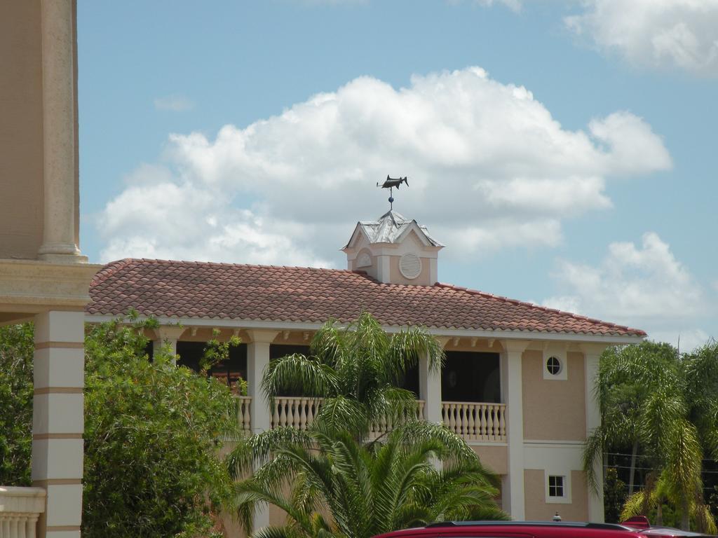 Tradewinds Homosassa Marina Resort Exterior foto